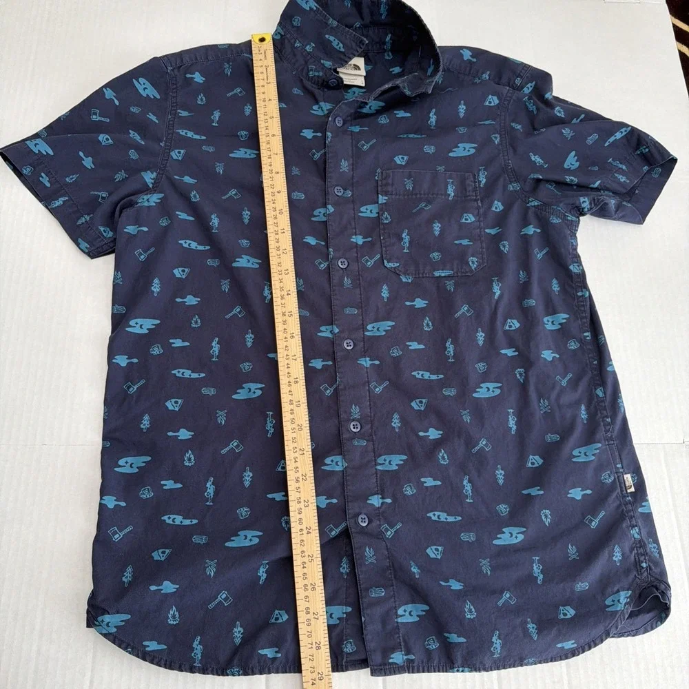 Men's The North Face  Navy /Blue Teal Outdoor Adventure Print-Size Large